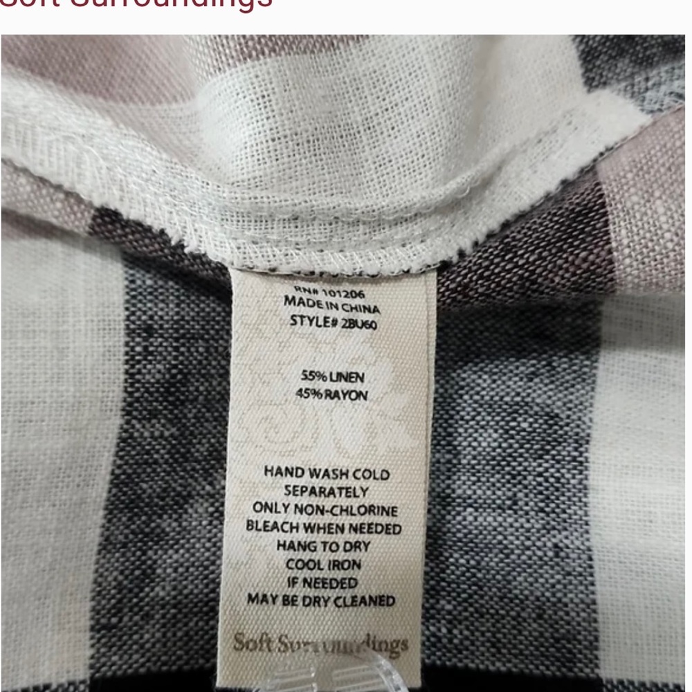 Soft Surroundings Carreaux plaid top Medium - Picture 4 of 7